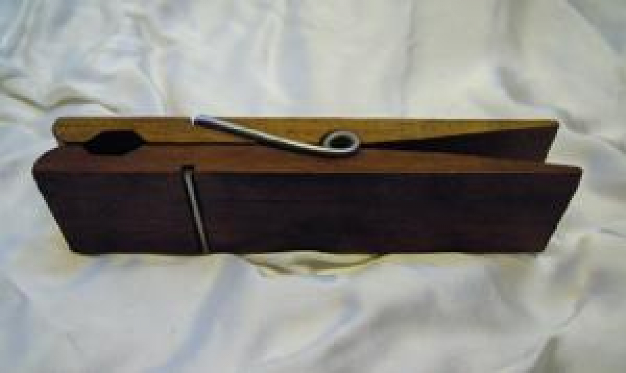 BÜYÜK BOYDA AHŞAP MANDAL