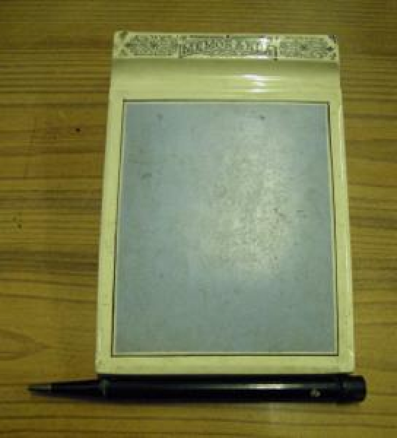 MASA UZERİ PORSELEN NOT ALMA MEMOR ANDA KALEMLİK VE KAĞIT AĞIRLIK