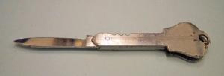 ANAHTARLIK ŞEKLİNDE TEK UÇ ÇAKI