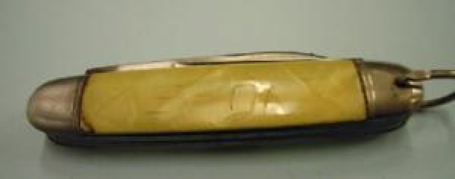  ÇAKI BOYU 20 - 9.3 CM ENİ 2 CM DAN İBARETTİR   