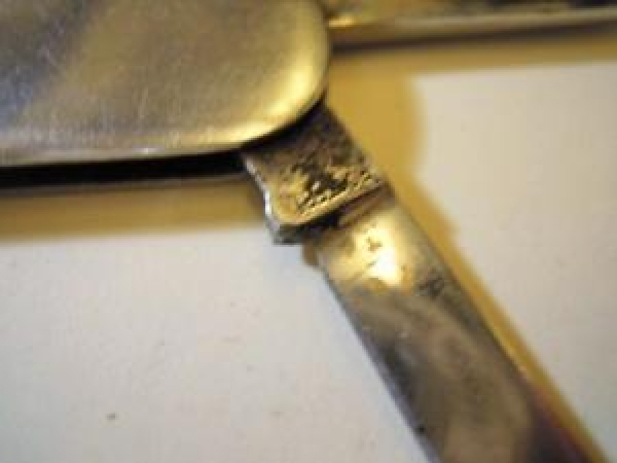 VOLVO MARKA KROM ÇELİK KAB 4 UÇLU  ÇAKI 