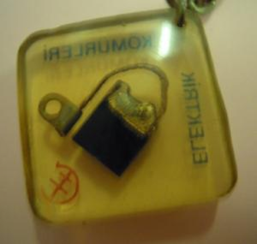 ELEKTRİK KÖMÜRLERİ ANAHTARLIK