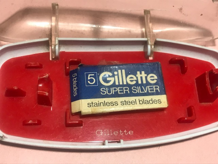 1950 GİLETTE BRİT PAT 694093 TRAŞ TAKIMI 