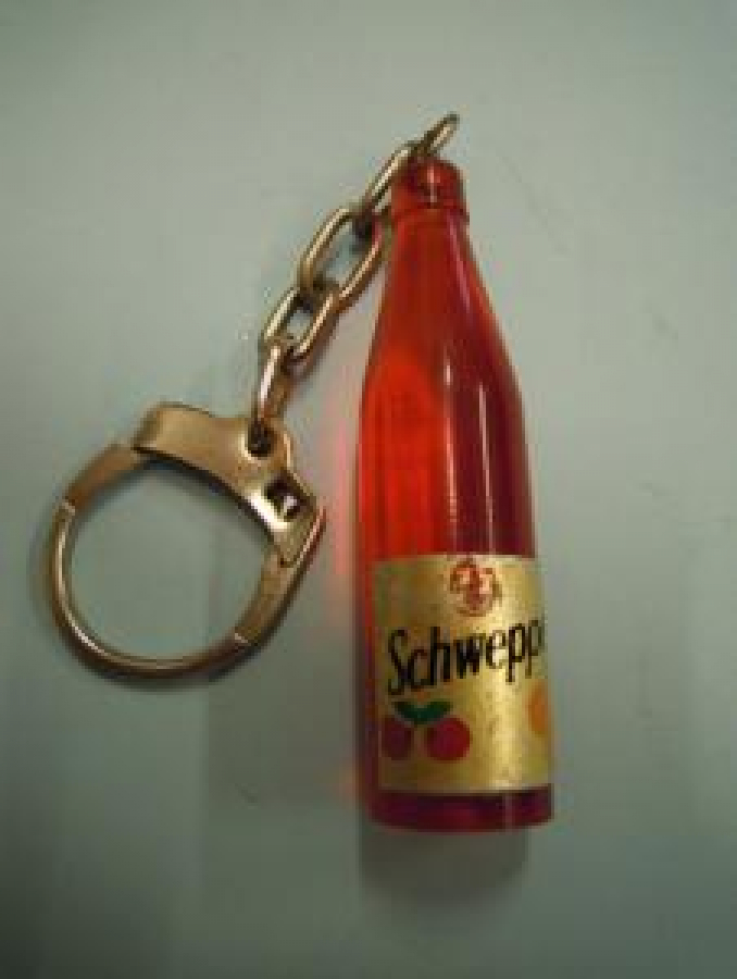 SCHWEPPES MEŞRUBAT ŞİŞESİ ANAHTARLIK