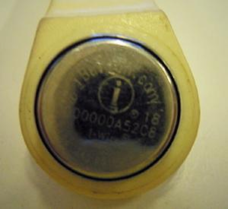 AKBİL BAS GEÇ SARI PLASTİK MUHAFAZASINDA ANAHTARLIK