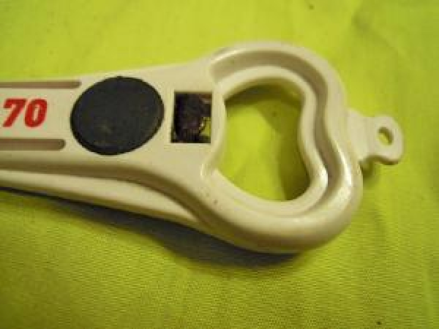 AVRUPA TAKSİ KALEM AÇACAK MIKNATISLI REKLAM ÜRÜNÜ 