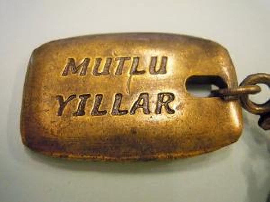 BRONZ MUTLU YILLAR YENİ YIL METAL ANAHTARLIK 