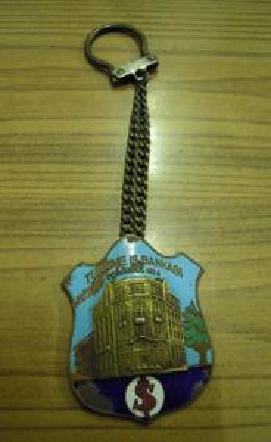  26 AGUSTOS 1924 ACILIS İCİN YAPILMIS NADİR İŞ BANKASI SICAK MİNELİ ANAHTARLIK 