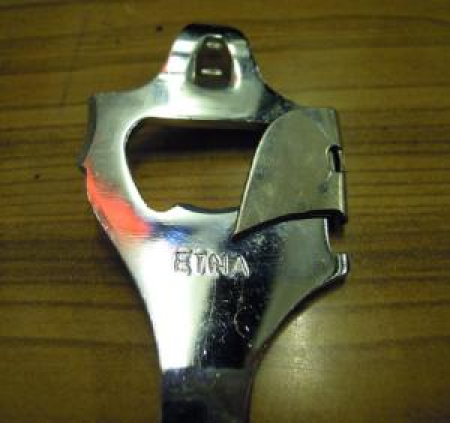 KUTUSUNDA ÇOK MARİFETLİ ETNA AÇACAK KONSERVE MEŞRUBAT 