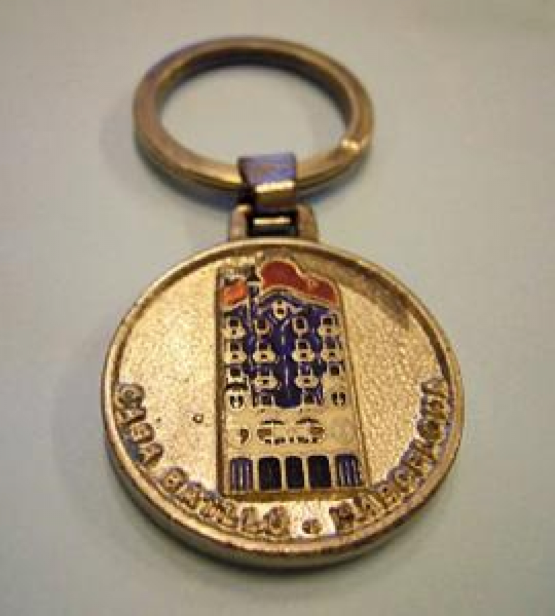 MİNELİ METAL CASA BATLLO BARCELONA ANAHTARLIK