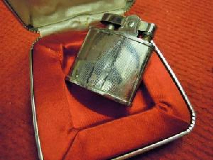 PENGUIN BARREL SİYLE AUTOMMATIC LIGHTER ÇAKMAK BENZİNLİ TAŞLI 