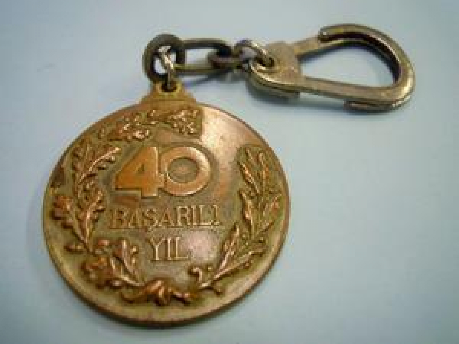 40 BAŞARILI YIL ETİ BANK 1935 - 1975 METAL ANAHTARLIK 