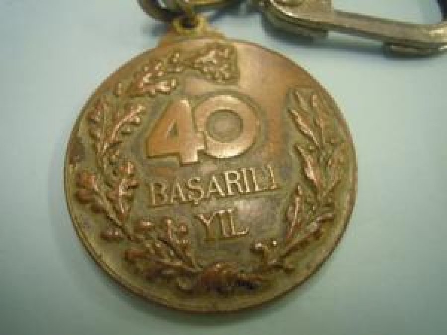 40 BAŞARILI YIL ETİ BANK 1935 - 1975 METAL ANAHTARLIK 