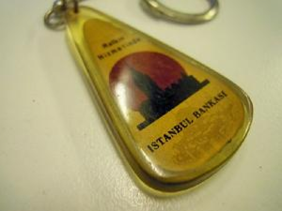 HALKIN HİZMETİNDE İSTANBUL BANKASI CİDDİYET EMNİYET SÜR'AT ANAHTARLIK 