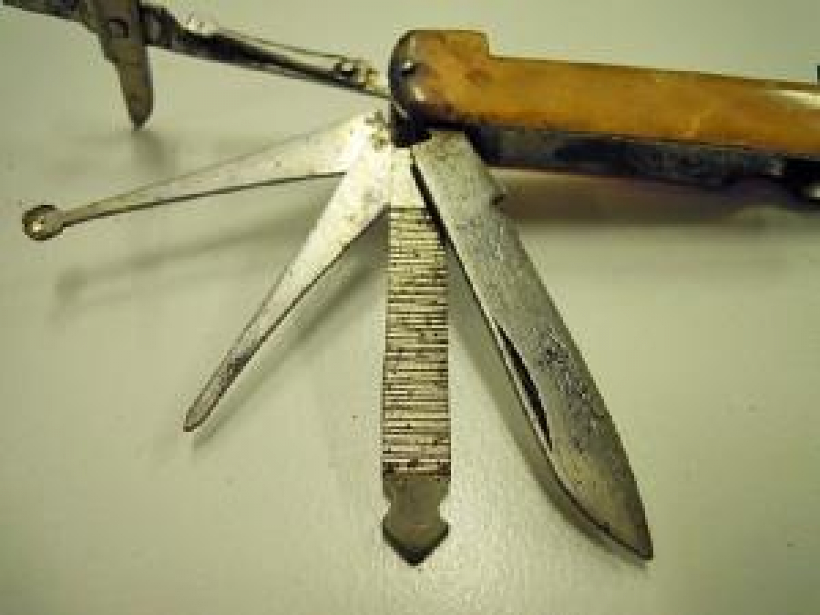 MİNİ SEYEHAT BAKIM SETİ MAKAS CIMBIZ TÖRPÜ ÇAKI KESKİ 