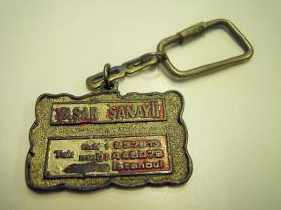 YAŞAR SANAYİ FAB: 23 78 13 TEL: 44 50 79 İSTANBUL GERÇEK ANAHTARLIK 