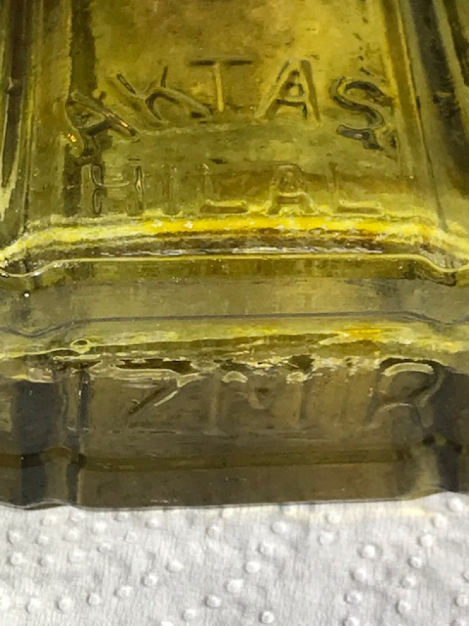 ECZACI K. AKTAŞ KOLONYA  GİZLİ CİCEK  HİLAL ECZANESİ İZMİR BAKALIT KAPAK CAM SİŞE