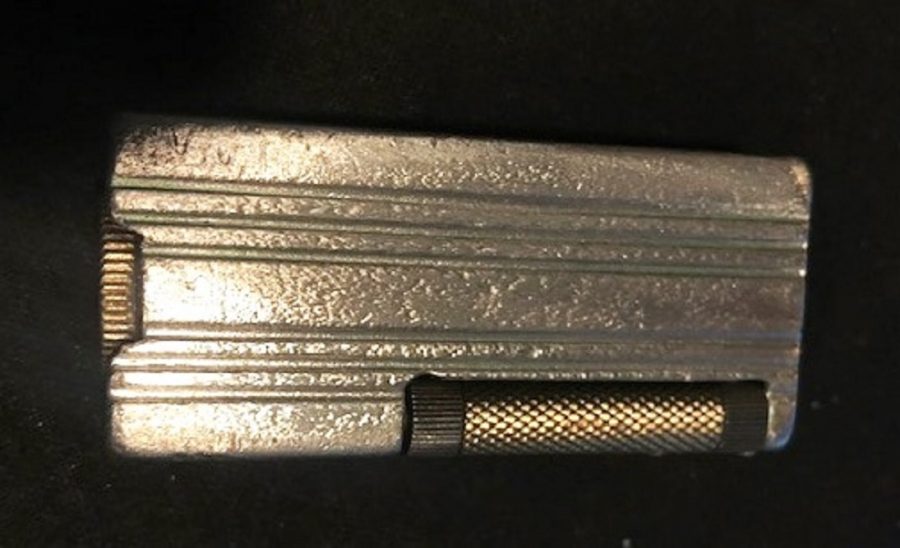 ROL DELİTE  LİGHTER İNGİLİZ 1940 TAŞLI BENZİNLİ ALİMÜNYÜM CAKMAK