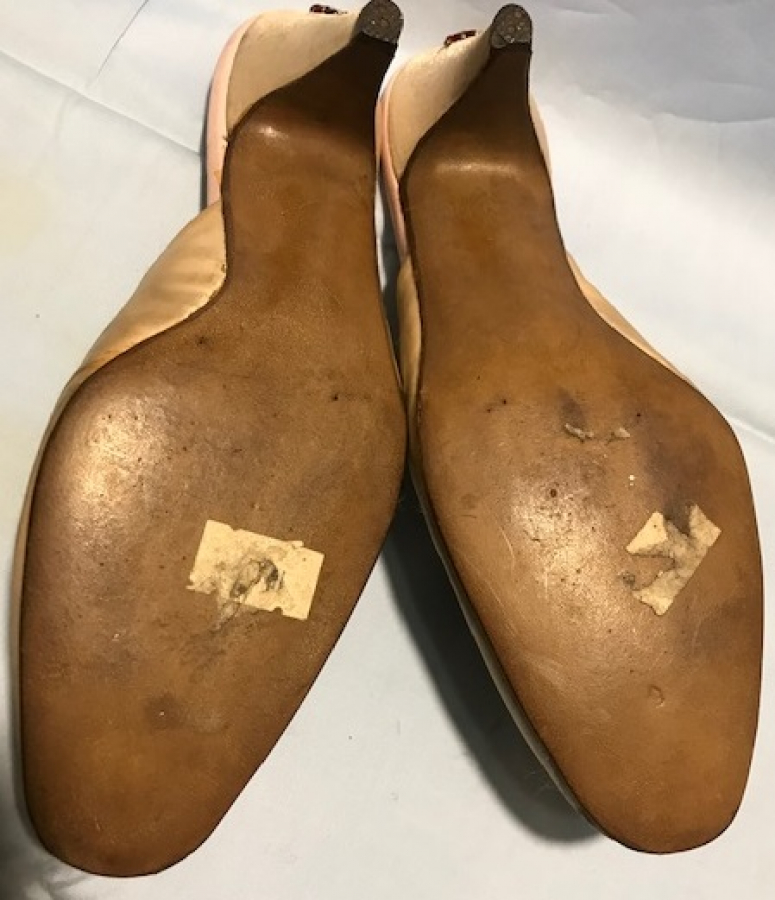 PENBE TOPUKLU TAŞ BONCUK İŞLİ KÖSELE GELİN TERLİK