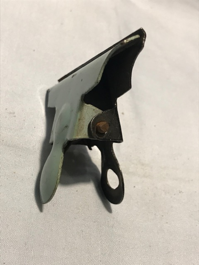 MAVİ RENKDE METAL KAGIT TUTACAK CİFT KANAT YAYLI  7 CM 