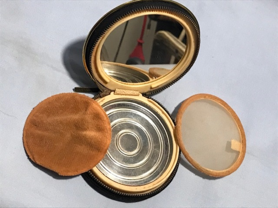 PRETTY QUICK 4 LIDO BY TOKALON  PUDRA KUTU GÖBLEN İŞLEME FERMUAR KAPAKLI AYNALI 