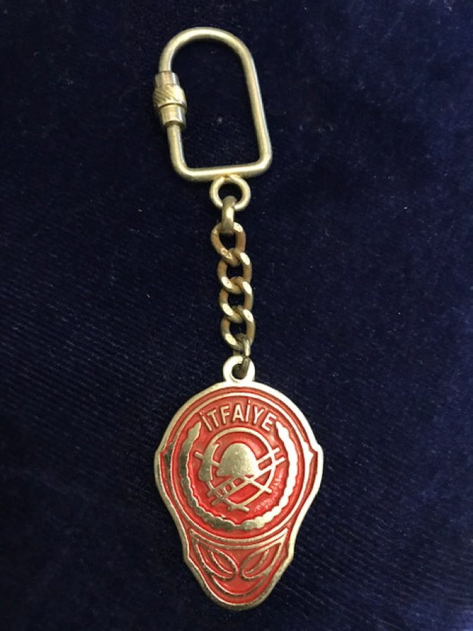 İTFAİYE ARMALI METAL KIRMIZI ANAHTARLIK 