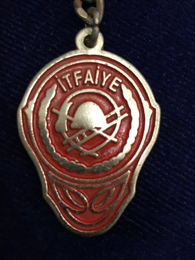 İTFAİYE ARMALI METAL KIRMIZI ANAHTARLIK 