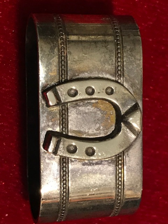 1999 YILINDA 73 .GAZİ KOŞUSUNDA  BİRİNCİYE VERİLEN  BELGENİN MUHAFAZA BİLEZİGİ OLARAK KULLANILMIŞDIR