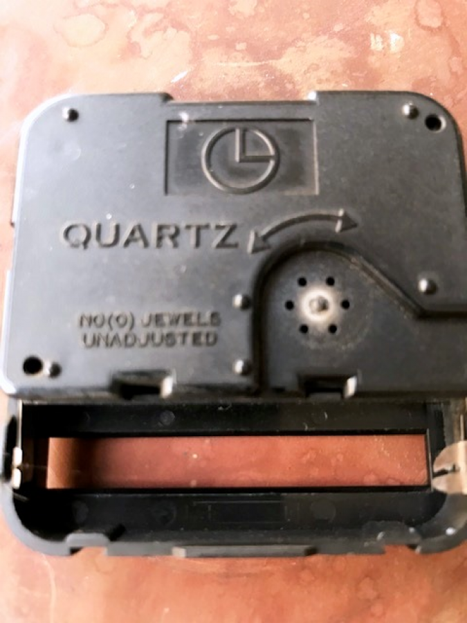 COCACOLA TENEKE SAAT 1970 PİLLİ  DUVAR SAATİ