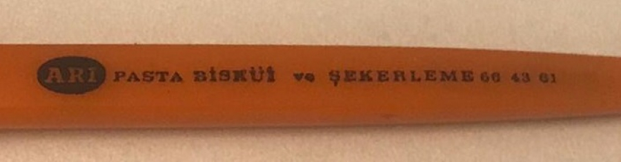 ARI PASTA BİSKÜİ VE ŞEKERLEME  PLASTİK TÜKENMEZ KALEM