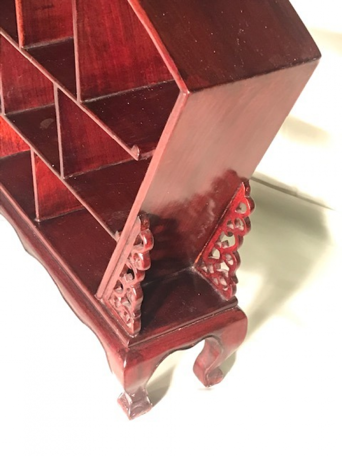 RAF VİTRİN GÜL AGACI MASİF EL OYMA AYAKLAR 10 GÖZ 9 CM  YUKSEKLİK 41 CM EN 10 CM FRANSIZ