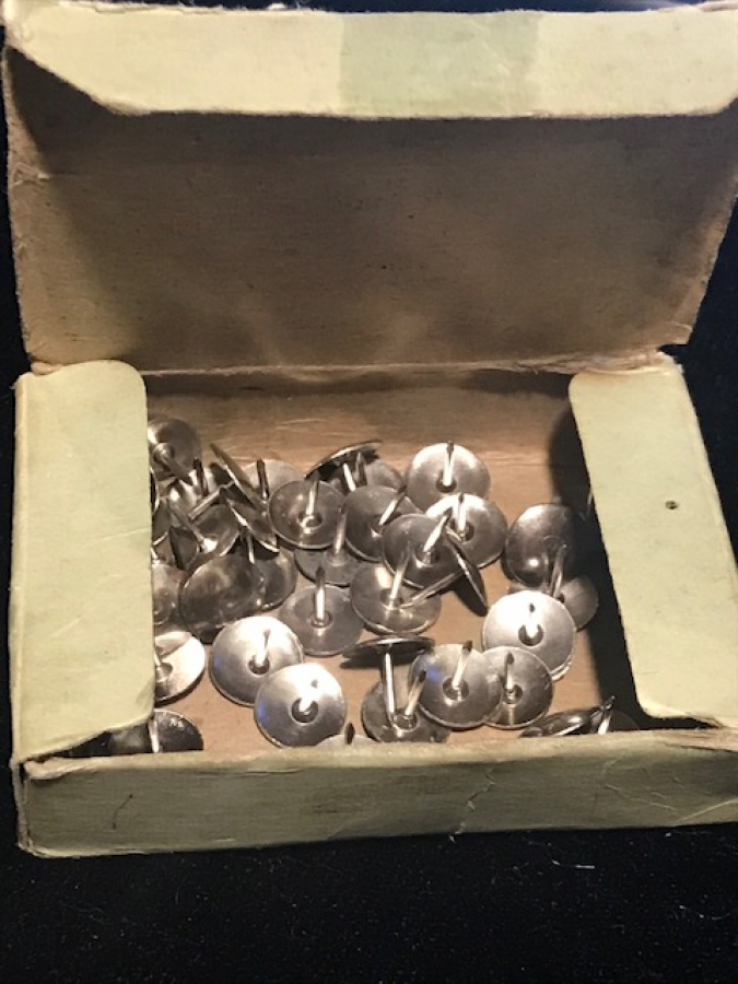 RAPTİYE SOLİD HEAD THUMB TACKS ENGLAND  KUTUSUNDA KULLANILMIŞ