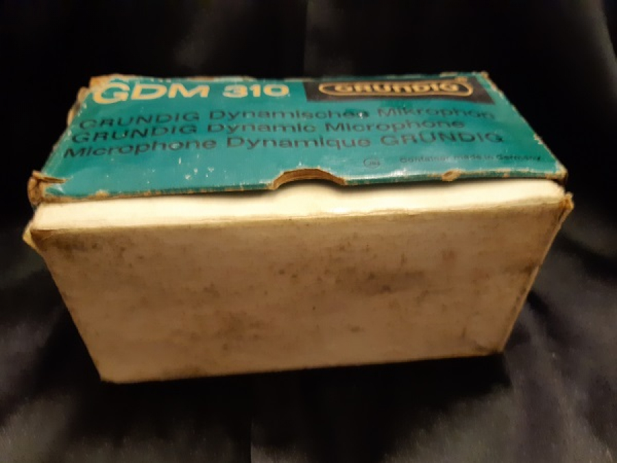 thumbGRUNDIG GDM 310 KAYIT KONUŞMA MİCROFON KARTON ORJİNAL KUTUSUNDA 