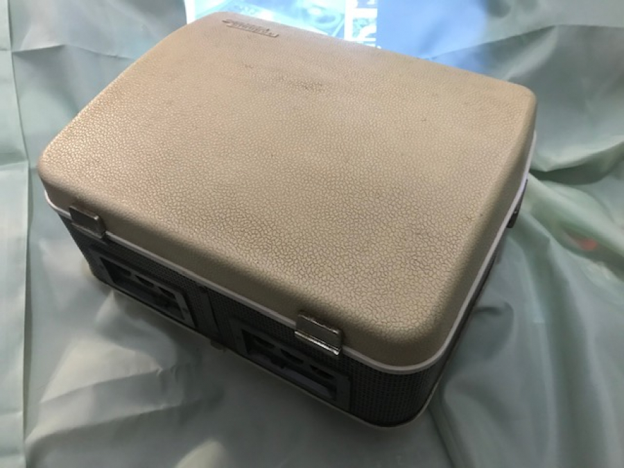 GRUNDIG TK 27 MAKARALI 6 LAMBALI TEYP CALAR ALMAN MALI 220 VOLT