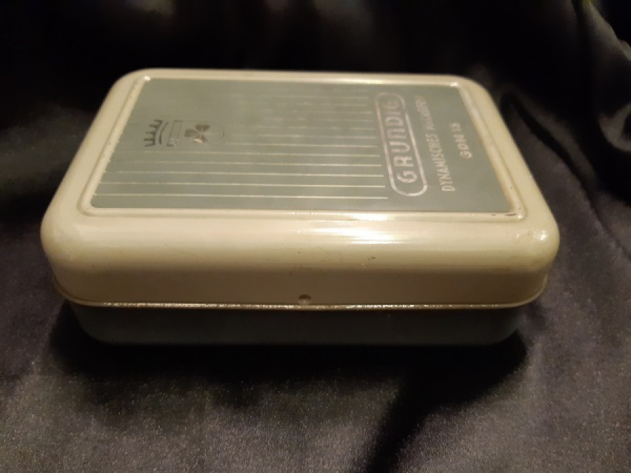GRUNDIG DYNAMISCHES MIKROFON GDM 15 MADE W GERMANY KUTUSUNDA 