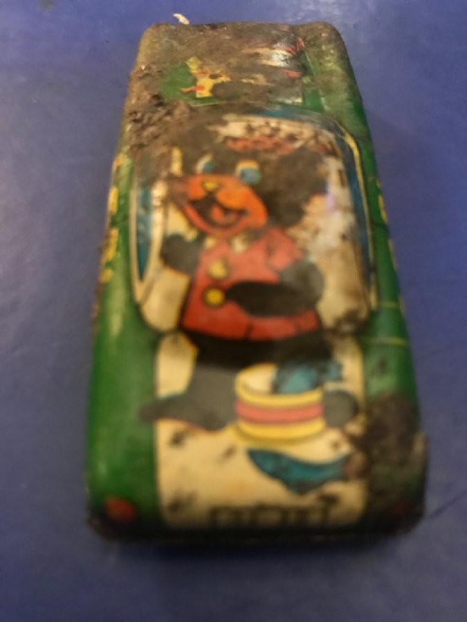 YERLİ LESİ TENEKE OYUNCAK UFAK BOY ARABA 