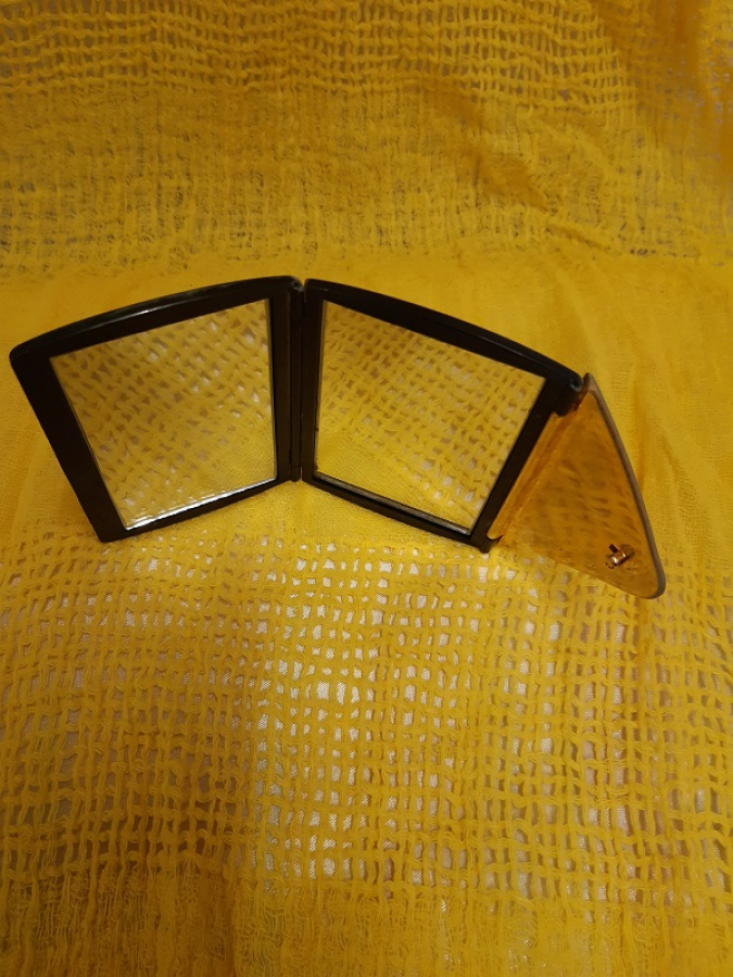 BAYAN CAN İÇİ CİFTLİ KATALIN KAPAKLI AYNA