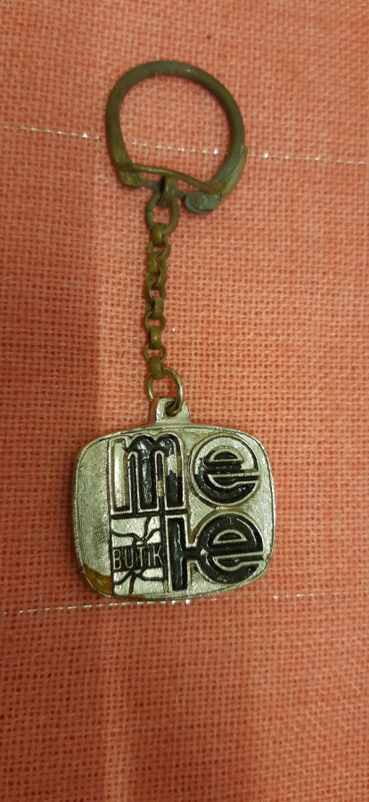 BUTİK METE NİŞANTAŞI METAL ANAHTARLIK