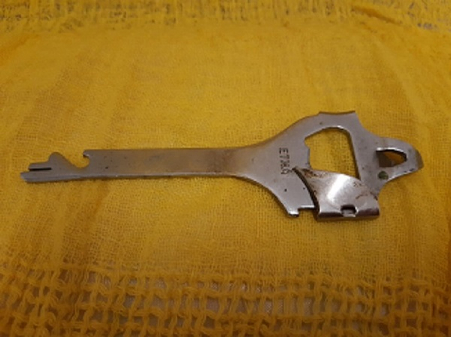 ETNA KONSERVE ŞİŞE KAPAK COK AMACLI KROM METAL AÇACAK 