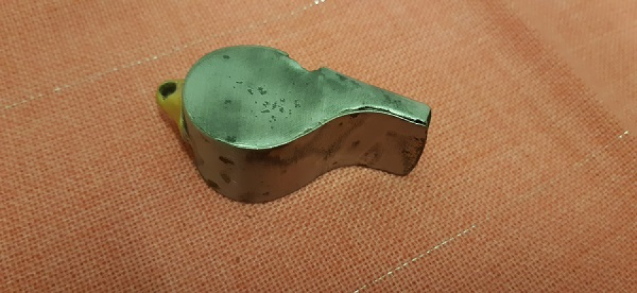 HEACME UNDERNE MANTAR TOP ÜFLEME METAL İŞARET DÜDÜK 