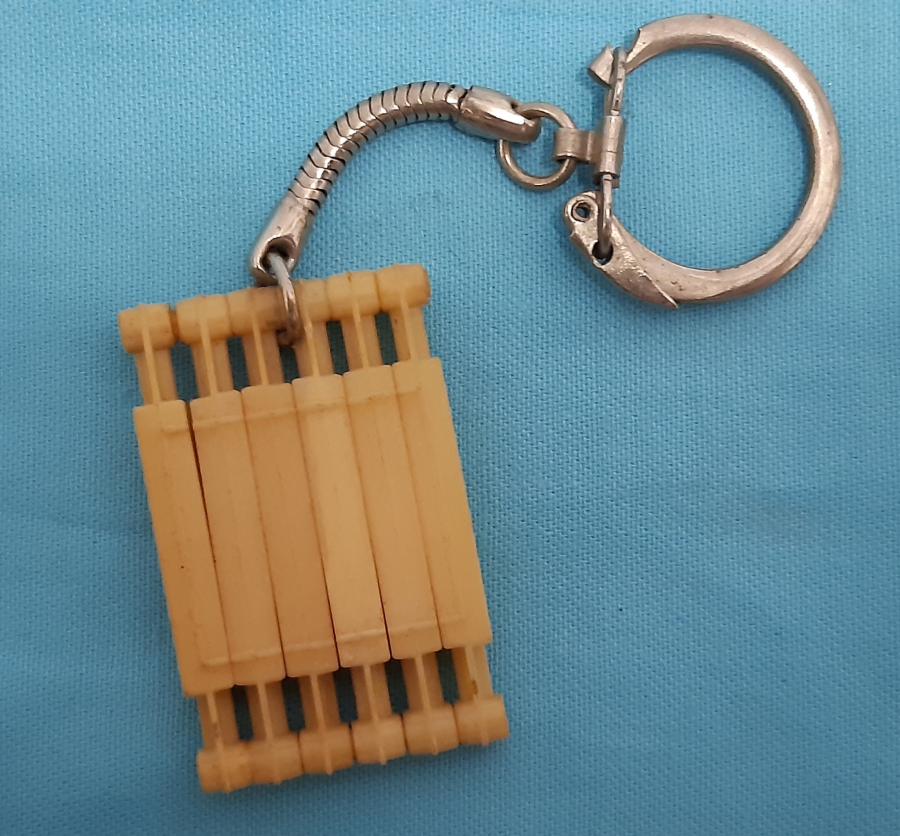 ELBA KALORİFER PETEK PLASTİK ANAHTARLIK