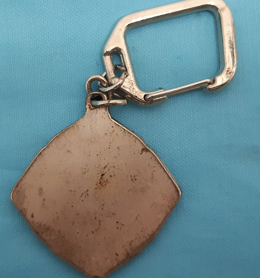 OSMANLI BANKASI VE LOGOSU OLAN ZEYTİN AGACI GÖRSELLİ 1892 KURULUŞ TARİHİ OLAN BANKANIN METAL ANAHTARLIK