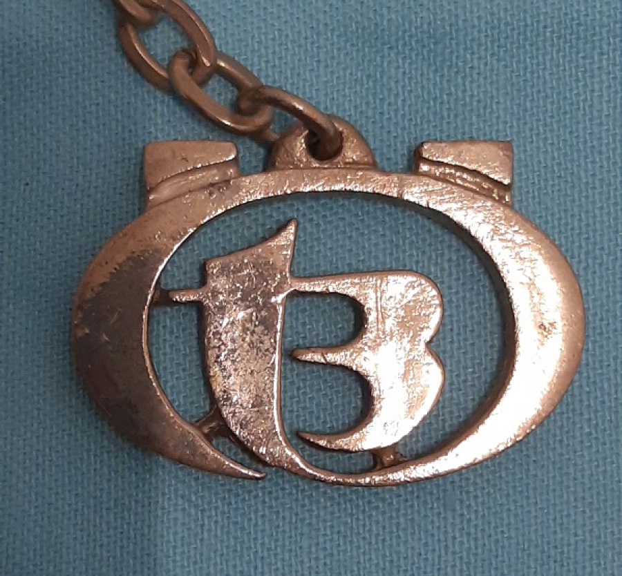 TÜRKİYE OGRETMENLER BANKASI METAL ANAHTARLIK