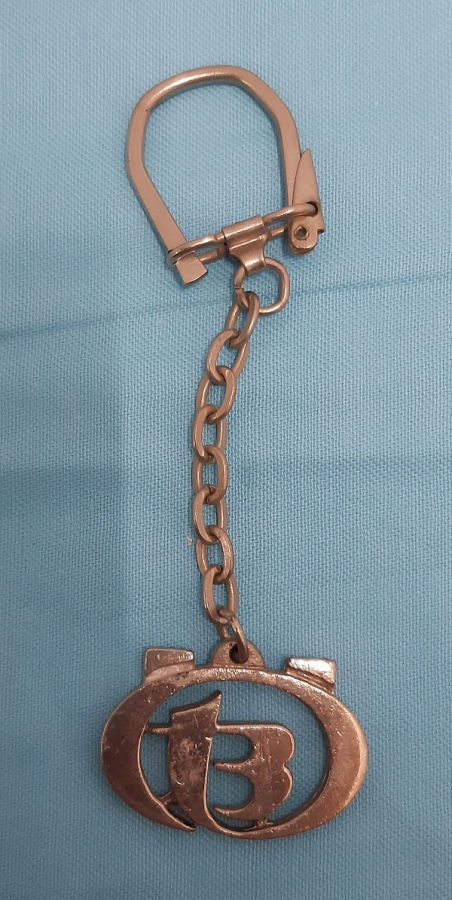 TÜRKİYE OGRETMENLER BANKASI METAL ANAHTARLIK