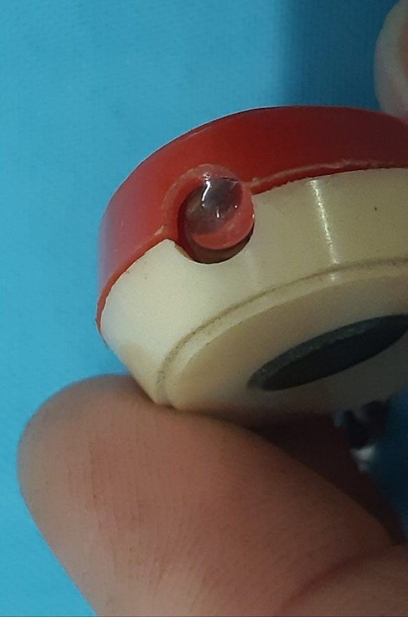 1960 TÜRKİYE İŞ BANKASI LAMBALI PİLLİ IŞKLI PLASTİK   ANAHTARLIK