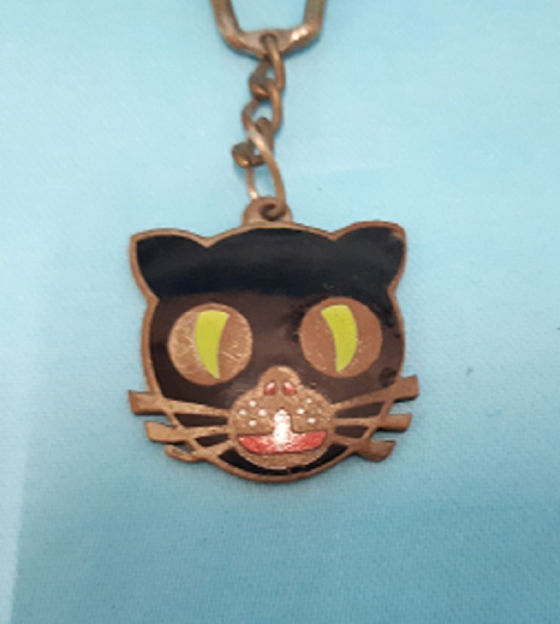 1960 KEDİ FÜGÜRLÜ NAZIM SÜER İSTANBUL ANAHTARLIK SICAK MİNELİ METAL