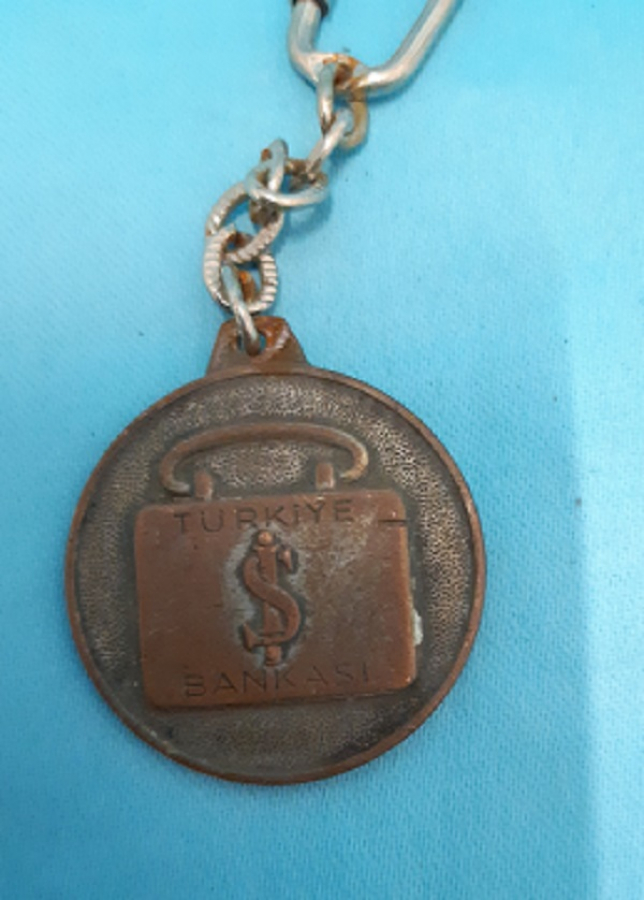 TÜRKİYE İŞ BANKASI BİR MİLYAR TASARRUF MEVDUATI 31. 12 . 1959 ANAHTARLIK