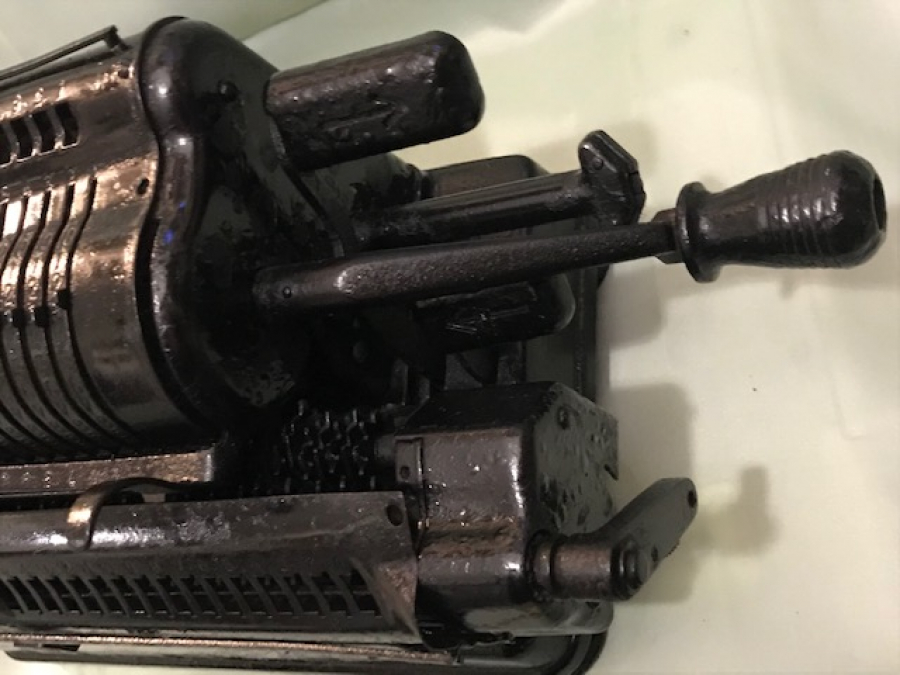 FACİT MELİTTA FORTUNA WERK  TUŞLU METAL MEKANİK  TUŞLU HESAP MAKİNASI CALIŞMIYOR