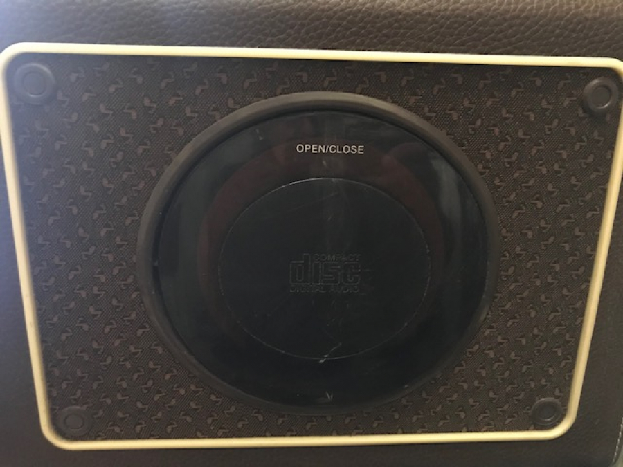 RETRO CLASSİC LİNE SOUNDMASTER RCD 1500 DBL RADİO CD MP 3 CANTA RADYO 3 DALGA