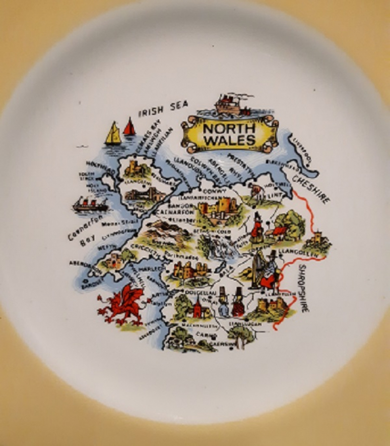 HEMA KERAMIK AARDEWERK FAIENCE EARTHENWARE PORSELEN DUVAR TABAK